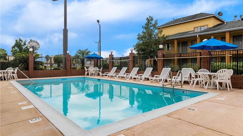 <b>Quality Inn Port Wentworth Savannah N Pool</b>. Images powered by <a href="https://iceportal.shijigroup.com/" title="IcePortal" target="_blank">IcePortal</a>.