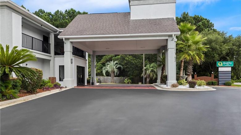 <b>Quality Inn Port Wentworth Savannah N Exterior</b>. Images powered by <a href="https://iceportal.shijigroup.com/" title="IcePortal" target="_blank">IcePortal</a>.