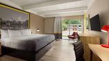 Super 8 by Wyndham Macon GA Room