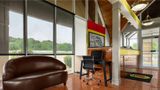 Super 8 by Wyndham Macon GA Lobby
