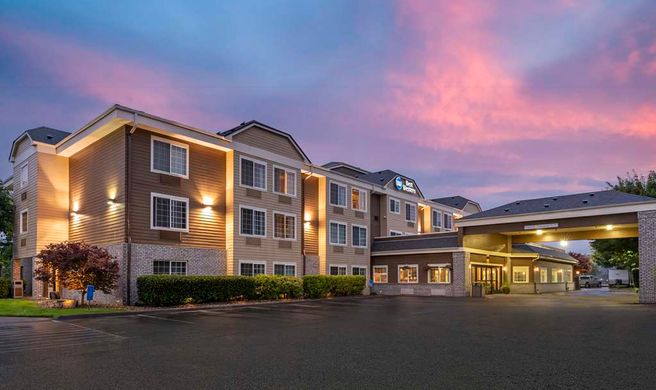 Best Western Columbia River Waterfront Exterior