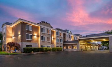Best Western Columbia River Waterfront