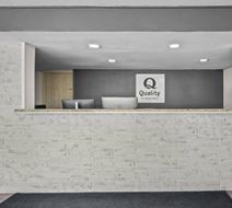 Quality Inn Lobby