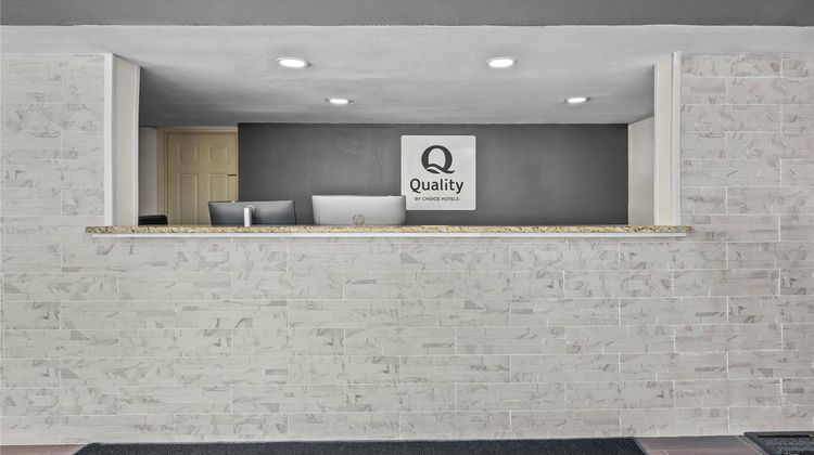 Quality Inn Lobby
