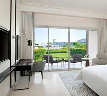 Address Beach Resort Marassi Room