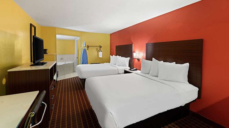 <b>SureStay by Best Western Gulfport Room</b>. Images powered by <a href="https://iceportal.shijigroup.com/" title="IcePortal" target="_blank">IcePortal</a>.