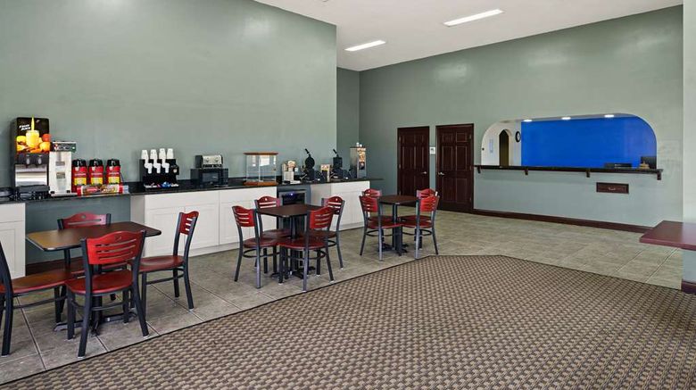 <b>SureStay by Best Western Gulfport Lobby</b>. Images powered by <a href="https://iceportal.shijigroup.com/" title="IcePortal" target="_blank">IcePortal</a>.