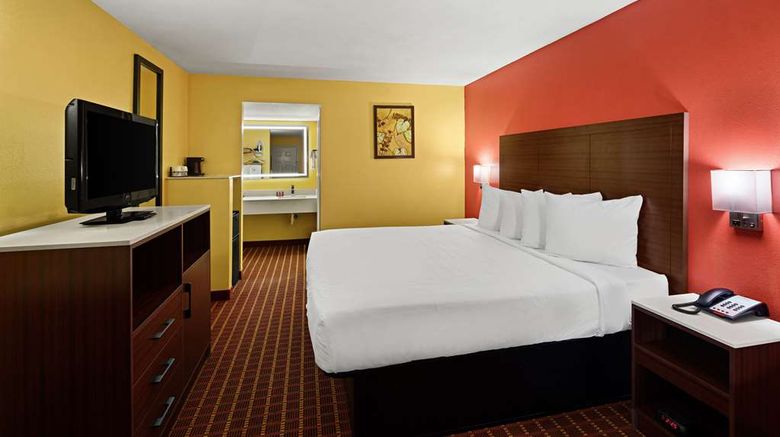 <b>SureStay by Best Western Gulfport Room</b>. Images powered by <a href="https://iceportal.shijigroup.com/" title="IcePortal" target="_blank">IcePortal</a>.