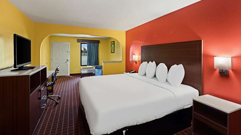 <b>SureStay by Best Western Gulfport Room</b>. Images powered by <a href="https://iceportal.shijigroup.com/" title="IcePortal" target="_blank">IcePortal</a>.