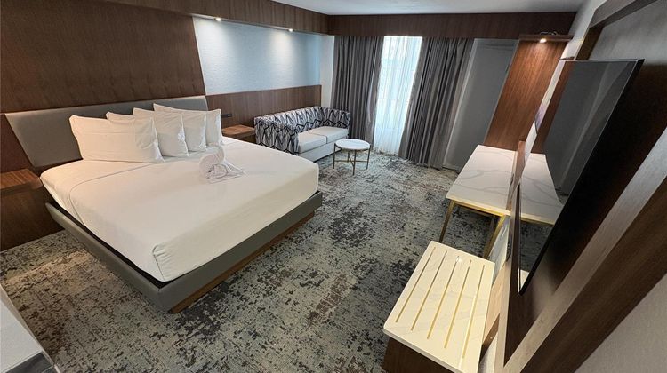 Best Western Premier Lakeland North Room