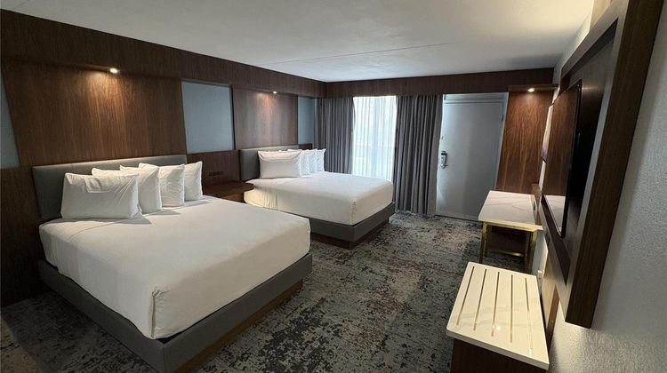 Best Western Premier Lakeland North Room