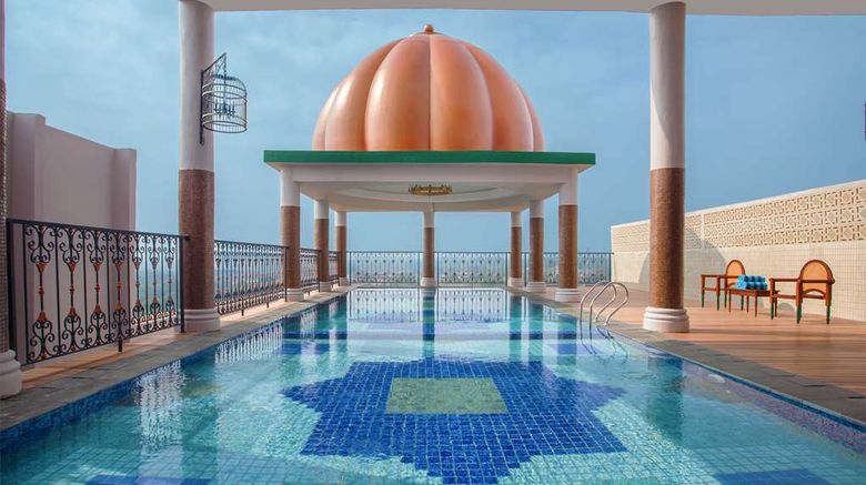 <b>Alhambra Hotel & Convention, BW Sig Coll Pool</b>. Images powered by <a href="https://iceportal.shijigroup.com/" title="IcePortal" target="_blank">IcePortal</a>.