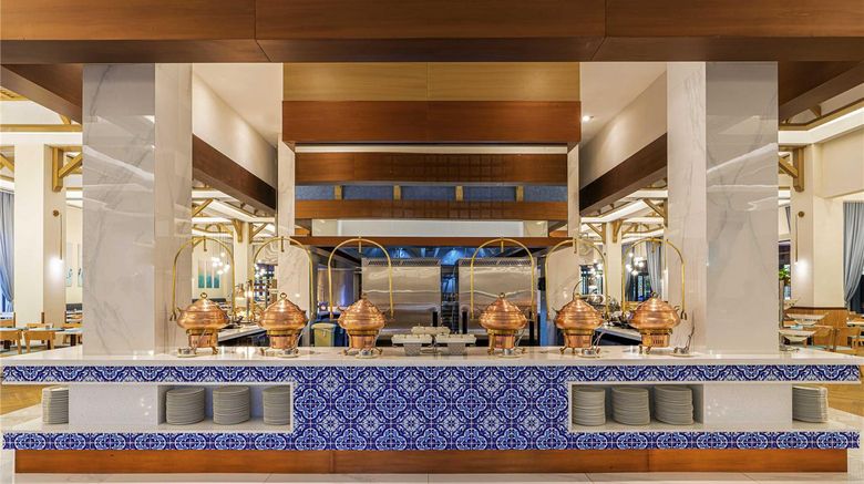 <b>Rixos Bab Al Bahr Hotel Restaurant</b>. Images powered by <a href="https://iceportal.shijigroup.com/" title="IcePortal" target="_blank">IcePortal</a>.