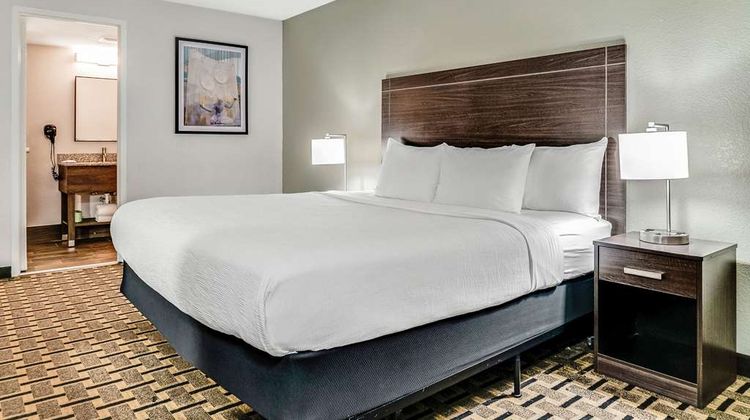 Quality Inn Detroit Downtown Room