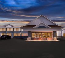 Suburban Studios Fort Dodge Exterior