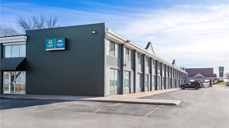 Suburban Studios Fort Dodge Exterior