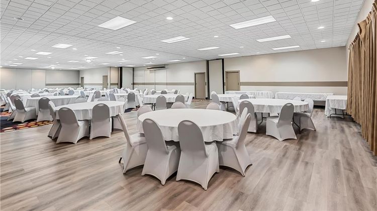 Suburban Studios Fort Dodge Meeting
