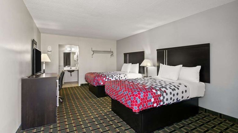 <b>Econo Lodge Clemson University Area Room</b>. Images powered by <a href="https://iceportal.shijigroup.com/" title="IcePortal" target="_blank">IcePortal</a>.