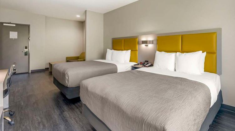 Quality Inn & Suites Joelton - Nashville Suite