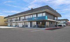 Clarion Pointe near China Lake Naval Stn