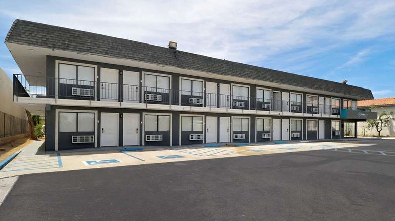 <b>Clarion Pointe near China Lake Naval Stn Exterior</b>. Images powered by <a href="https://iceportal.shijigroup.com/" title="IcePortal" target="_blank">IcePortal</a>.