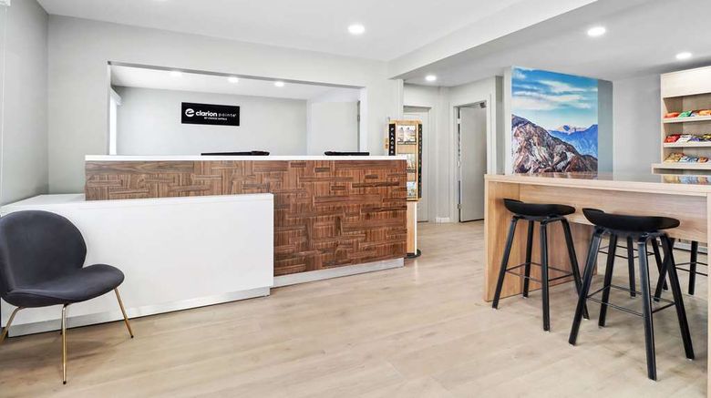 <b>Clarion Pointe near China Lake Naval Stn Lobby</b>. Images powered by <a href="https://iceportal.shijigroup.com/" title="IcePortal" target="_blank">IcePortal</a>.