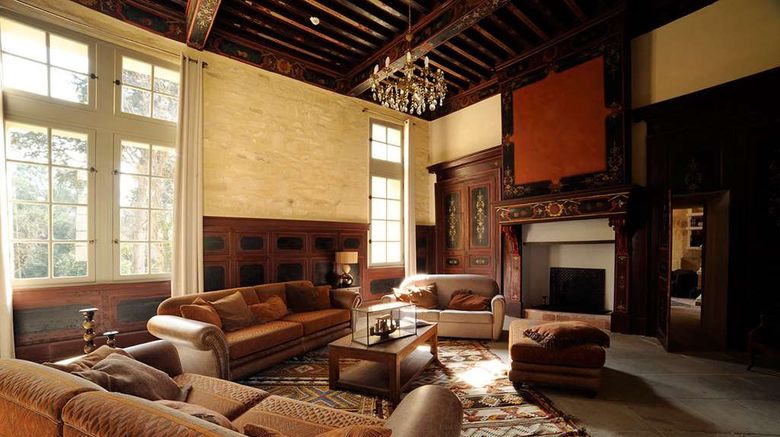<b>Chateau de Pondres Other</b>. Images powered by <a href="https://iceportal.shijigroup.com/" title="IcePortal" target="_blank">IcePortal</a>.