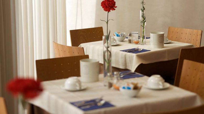 <b>Best Western Hotel Fiera Verona Restaurant</b>. Images powered by <a href="https://iceportal.shijigroup.com/" title="IcePortal" target="_blank">IcePortal</a>.