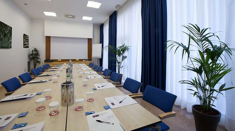 <b>Best Western Hotel Fiera Verona Meeting</b>. Images powered by <a href="https://iceportal.shijigroup.com/" title="IcePortal" target="_blank">IcePortal</a>.