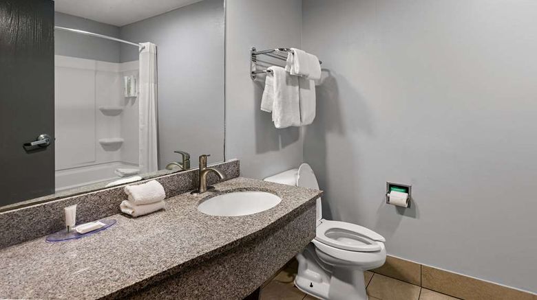 <b>Clarion Pointe near Fort Stewart Room</b>. Images powered by <a href="https://iceportal.shijigroup.com/" title="IcePortal" target="_blank">IcePortal</a>.