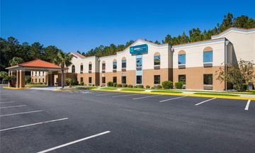 Clarion Pointe near Fort Stewart