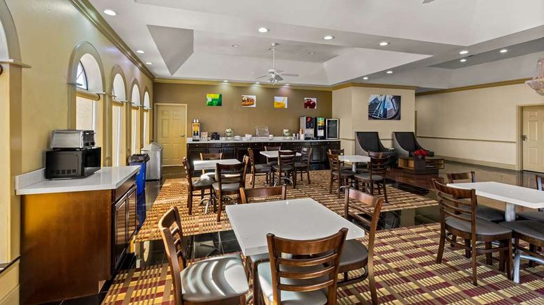<b>Quality Inn Restaurant</b>. Images powered by <a href="https://iceportal.shijigroup.com/" title="IcePortal" target="_blank">IcePortal</a>.