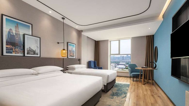 <b>Ramada by Wyndham Financial Center Room</b>. Images powered by <a href="https://iceportal.shijigroup.com/" title="IcePortal" target="_blank">IcePortal</a>.