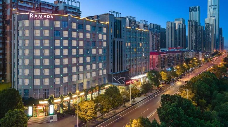 <b>Ramada by Wyndham Financial Center Exterior</b>. Images powered by <a href="https://iceportal.shijigroup.com/" title="IcePortal" target="_blank">IcePortal</a>.
