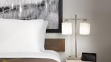 Super 8 by Wyndham Bronx Near Stadium Room