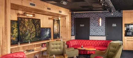 EKLO Lyon Lobby