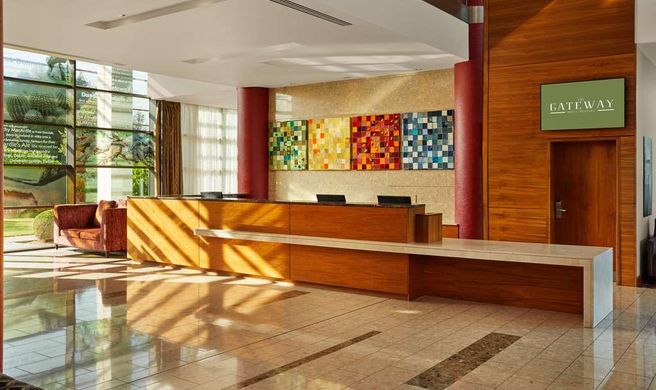 The Gateway Hotel Dundalk Lobby