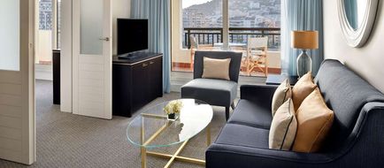 Columbus Hotel-Curio Collection Hilton Room