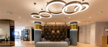 Columbus Hotel-Curio Collection Hilton Lobby