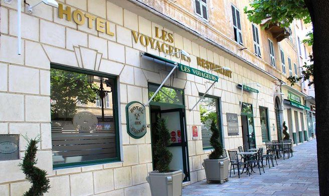 Hotel Les Voyageurs Exterior