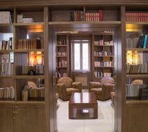 Hotel Les Voyageurs Lobby