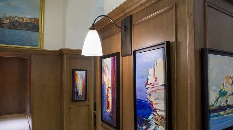 <b>Hotel Les Voyageurs Lobby</b>. Images powered by <a href="https://iceportal.shijigroup.com/" title="IcePortal" target="_blank">IcePortal</a>.