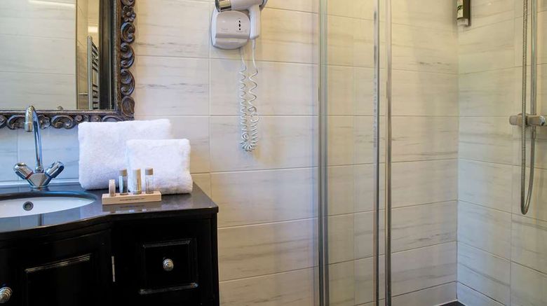 <b>Hotel Les Voyageurs Room</b>. Images powered by <a href="https://iceportal.shijigroup.com/" title="IcePortal" target="_blank">IcePortal</a>.