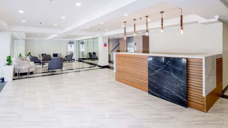 <b>SureStay Plus by Best Western Cebu City Lobby</b>. Images powered by <a href="https://iceportal.shijigroup.com/" title="IcePortal" target="_blank">IcePortal</a>.