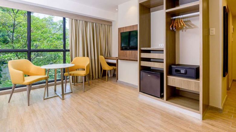 <b>SureStay Plus by Best Western Cebu City Suite</b>. Images powered by <a href="https://iceportal.shijigroup.com/" title="IcePortal" target="_blank">IcePortal</a>.
