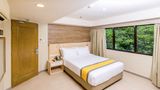 SureStay Plus by Best Western Cebu City Room