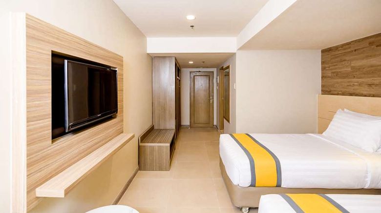 <b>SureStay Plus by Best Western Cebu City Room</b>. Images powered by <a href="https://iceportal.shijigroup.com/" title="IcePortal" target="_blank">IcePortal</a>.