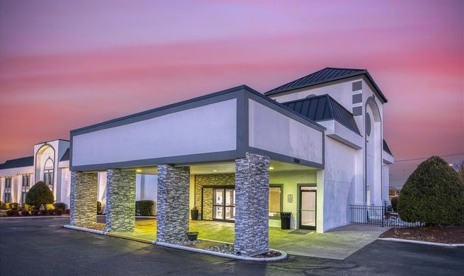 Best Western Greensboro Coliseum Inn Exterior
