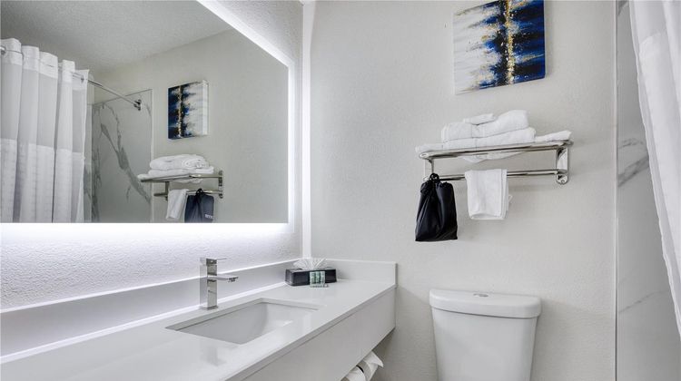 Best Western Greensboro Coliseum Inn Room