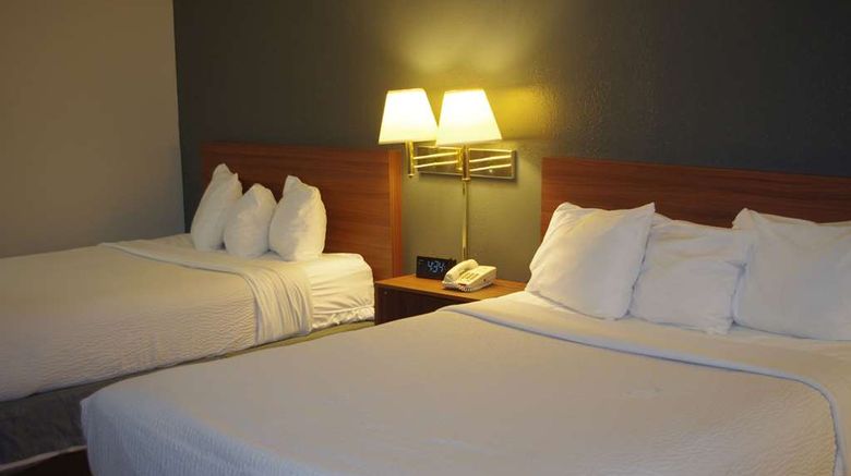 <b>Econo Lodge El Paso Room</b>. Images powered by <a href="https://iceportal.shijigroup.com/" title="IcePortal" target="_blank">IcePortal</a>.